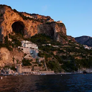 Borgo Santandrea ***** Amalfi